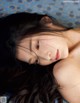 Suzu Honjo 本庄鈴, 写真集 Natural Beauty 豪華愛蔵版 Set.03 P33 No.7d9cf8